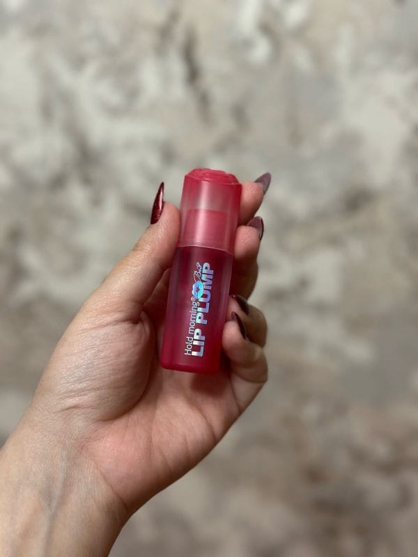 حجم دهنده لب hold morning